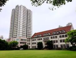 �Ϻ��е���Ů����ѧ������ַ��΢�Ź��ں�