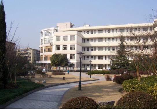 �Ϻ��и߾���һ��ѧ�ٷ���ַ��΢�Ź��ں�