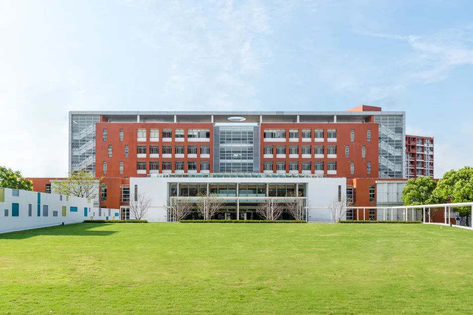 �Ϻ����ʸ���